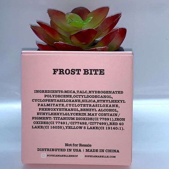 $15💥- Sophia + Mabelle Wet Glow Highlighter - Picture 2 of 9